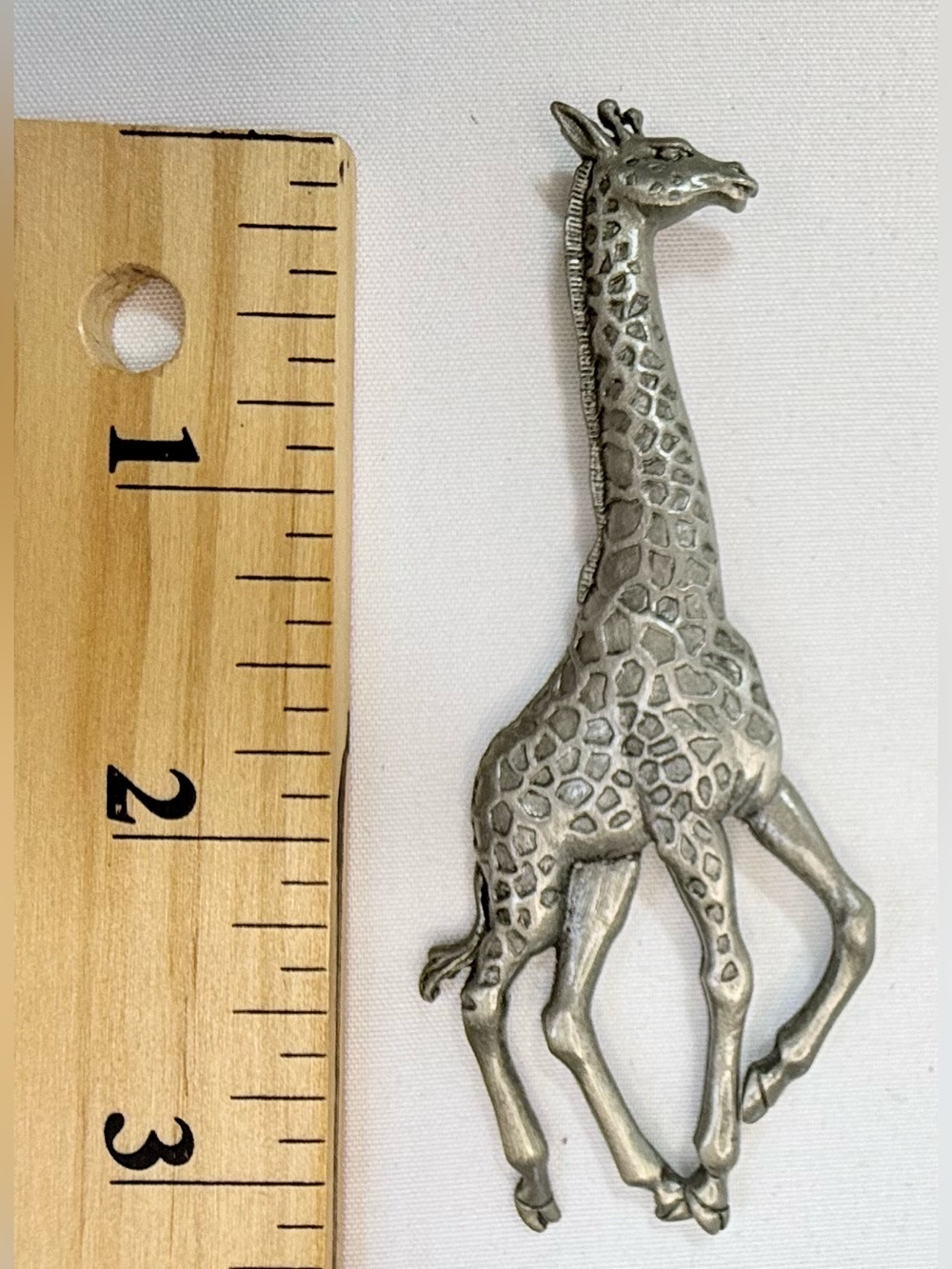 JJ Jonette Signed Vintage Standing Silver Giraffe Brooch - Detailed Animal Pin